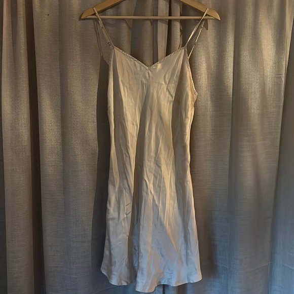 Intimissimi silk slip for sleeping size small - Picture 2 of 3